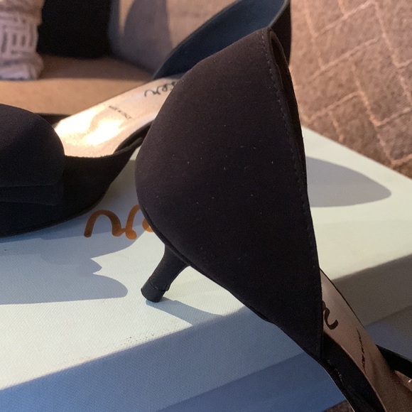 Gently Loved Black Sateen Pointy Shoes by BUTTER - Picture 11 of 12